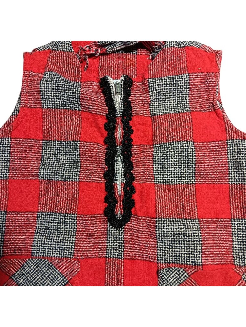 Vintage 1970's Girls 4 Red & Black Plaid Sleeveless Chore/House Dress 1/2 Zip